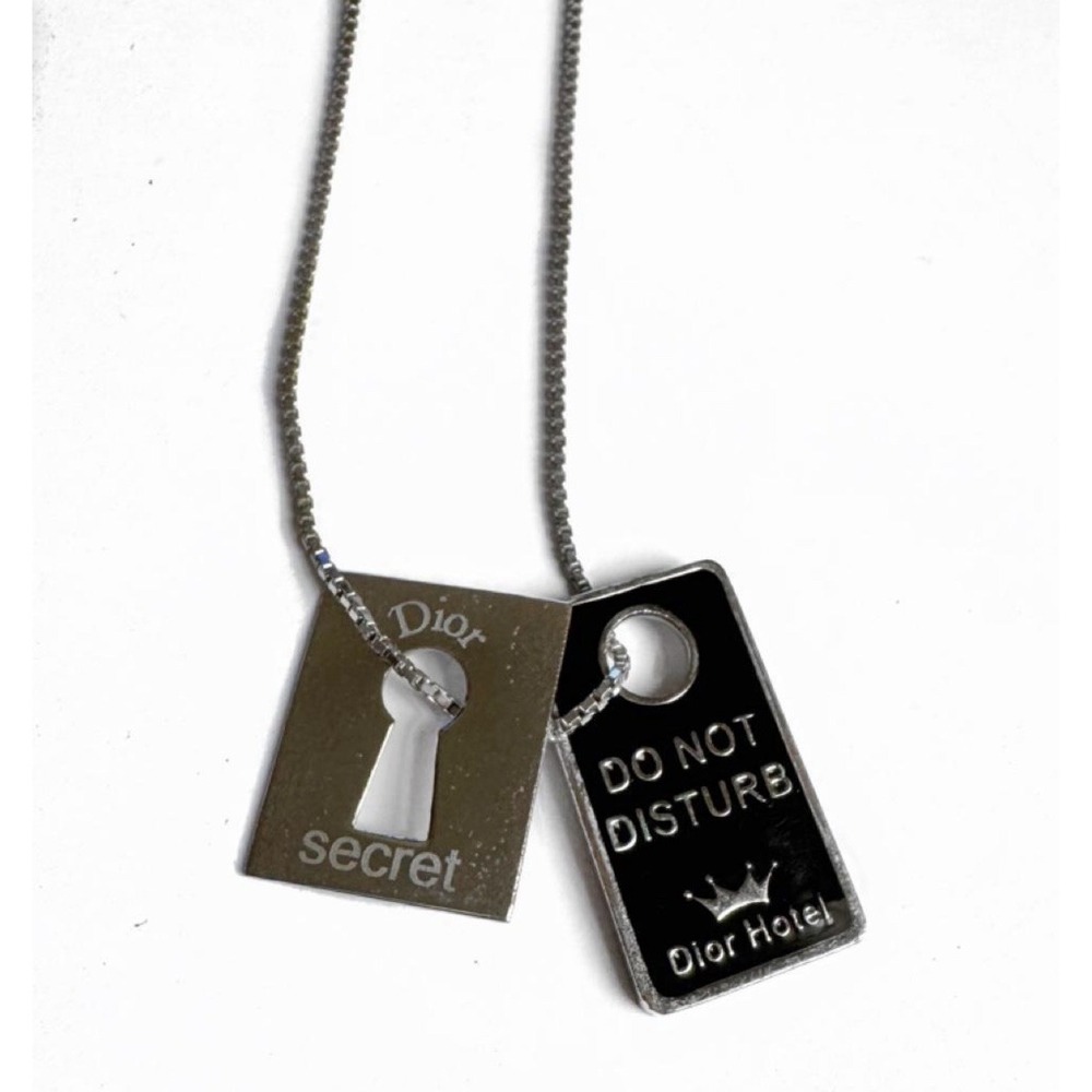 Christian Dior Secret Hotel Necklace Do Not Disturb RARE